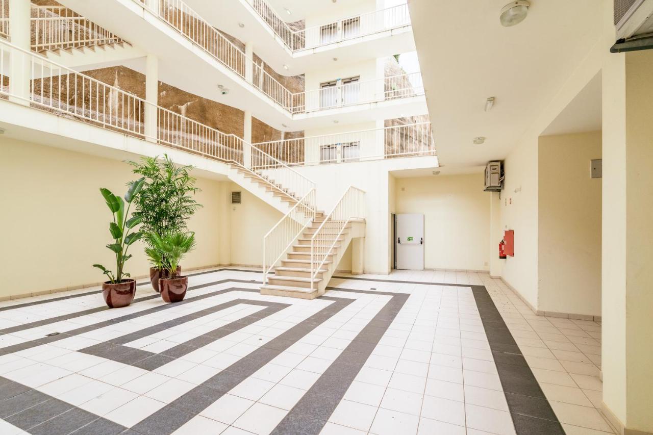 Historical City Center Penthouse Αλμπουφέιρα Εξωτερικό φωτογραφία
